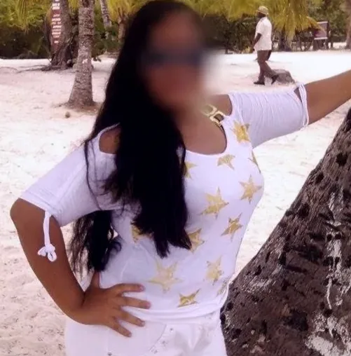 Emina, 28