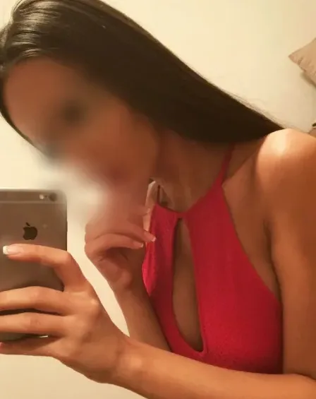 Olivia, 29